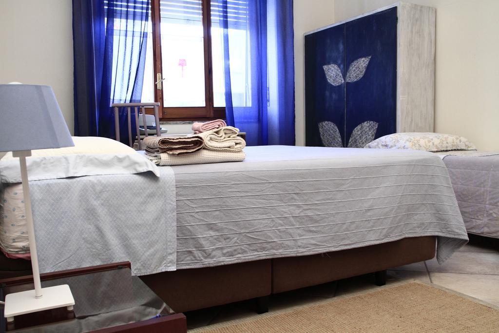 B&B L'Angoletto 阿韦利诺 客房 照片